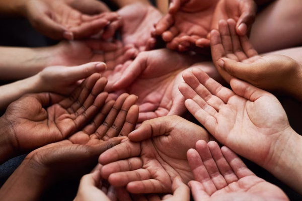 solidariedade maos abertas